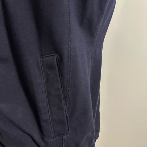 Talbots Women's Vest Navy Blue. Front zip vest with pockets Size M - Picture 3 of 6